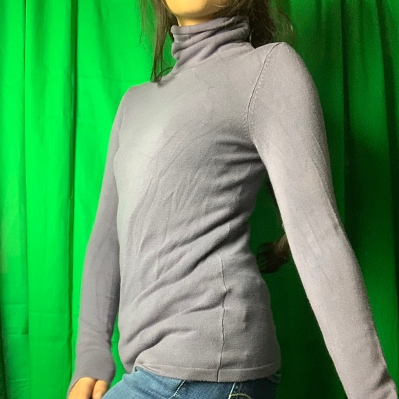 Lavender Turtleneck Joseph A Soft - Picture 6 of 6